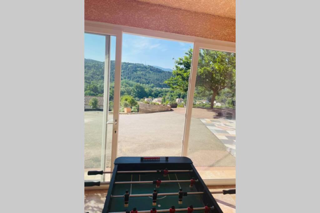 Charmante Maison Avec Jacuzzi Montazels Buitenkant foto